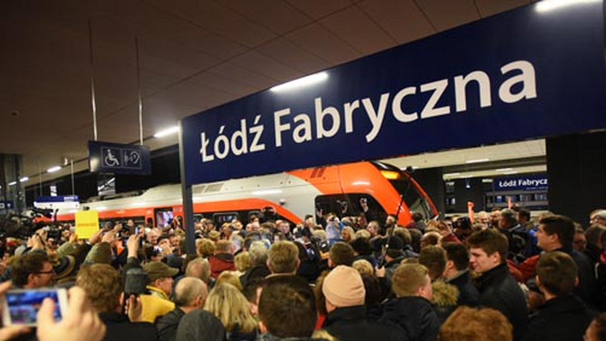 To było otwarcie! Tłumy na inauguracji dworca Łódź Fabryczna 