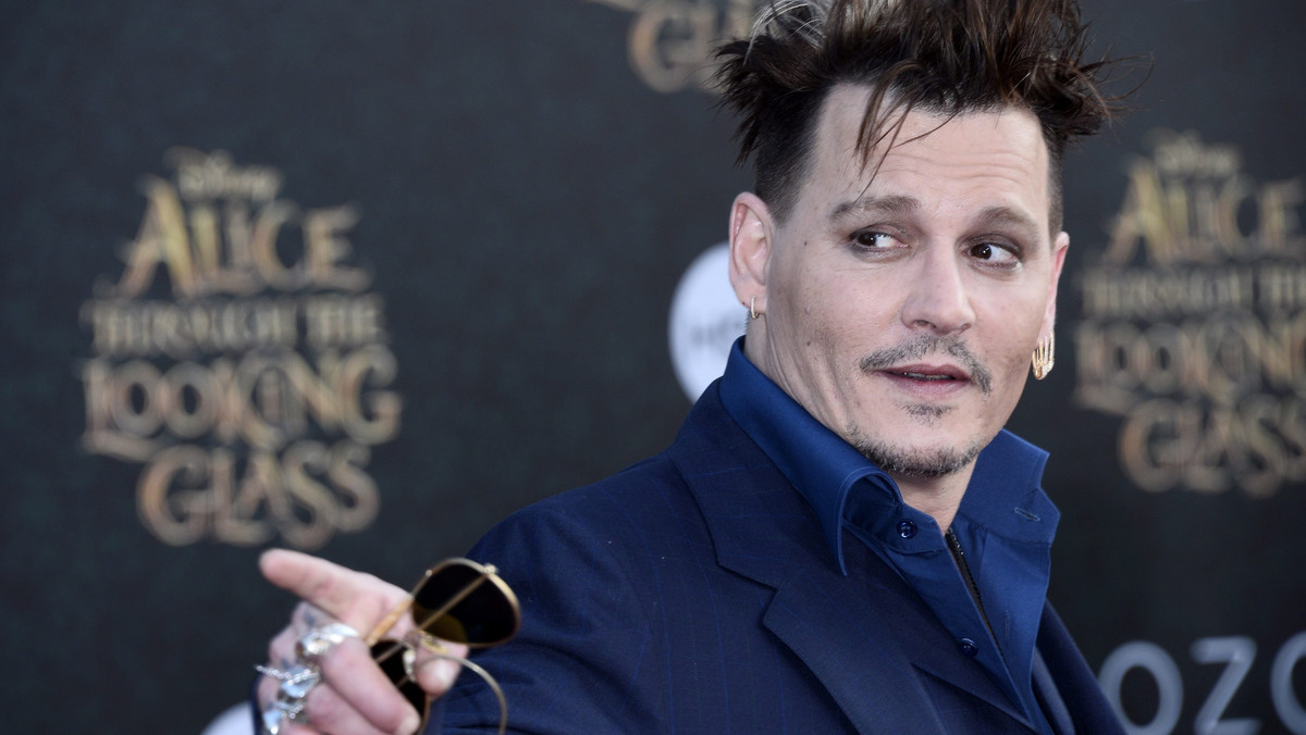 Johnny Depp rozwodzi się z Amber Heard. Małżeństwo aktora przetrwało zaledwie 15 miesięcy, a teraz zapowiada się wielka batalia o jego majątek.