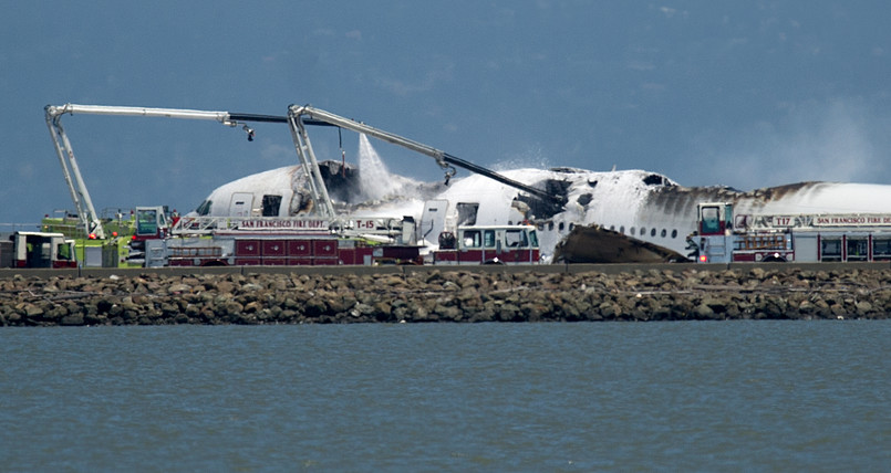 Pasażerski boeing linii Asiana Airlines rozbił się na lotnisku w San Francisco