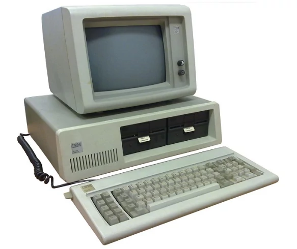 IBM PC model 5150, pierwszy PC, miał nawet 64x więcej RAM-u od AGC