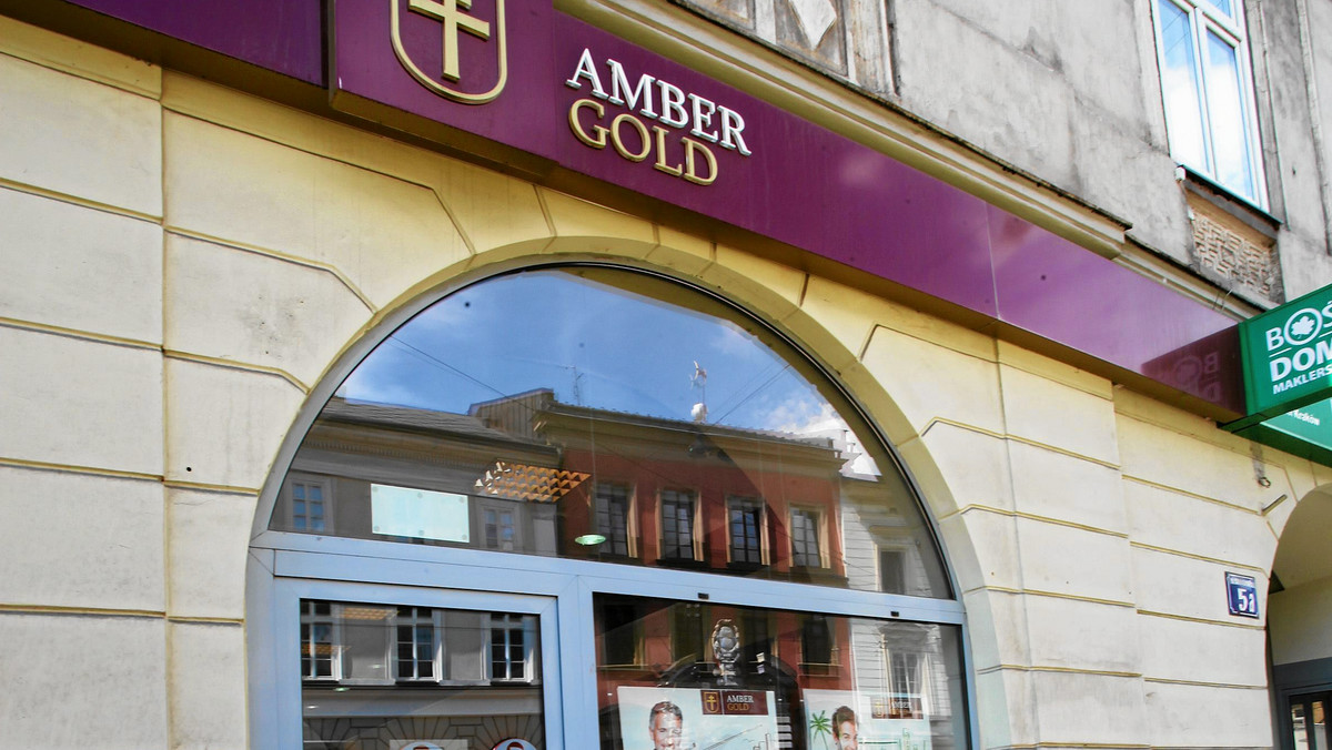 Przedłuży się ostatnie z postępowań prowadzonych przez rzecznika dyscyplinarnego Prokuratury Apelacyjnej w Gdańsku wobec prokuratora, która w przeszłości zajmowała się sprawami założyciela Amber Gold. Rzecznik, który prowadził sprawę, zrezygnował z tej funkcji.