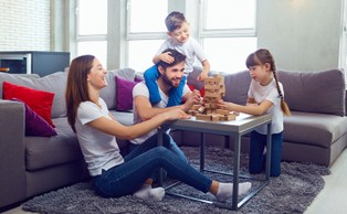 Wychowankowie rodzin zastępczych w kręgu osób zwolnionych z podatku od spadków i darowizn