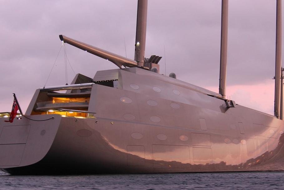 „Sailin Yacht A" Andrieja Melniczenki ma 143 metry długości, jest wyceniany na 440 milionów dolarów