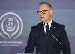 Obniżenie składki zdrowotnej. Jest decyzja Andrzeja Dudy