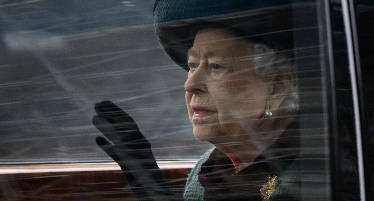 UK: Queen Elizabeth II Had Cancer Before She Died, New Book Claims