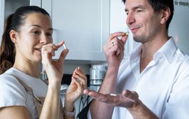 naukowcy-juz-to-wiedza-jedna-witamina-reguluje-rytm-wyproznien