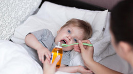 Syrop na kaszel u dzieci - jaki wybrać? Skuteczne leczenie suchego i mokrego kaszlu u dzieci