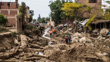 Rośnie liczba ofiar śmiertelnych powodzi wywołanych przez "El Nino"