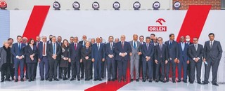 Rafineria ma sens tylko w grupie