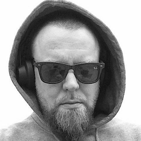 Maciej Wyrobek (1971 – 2014)