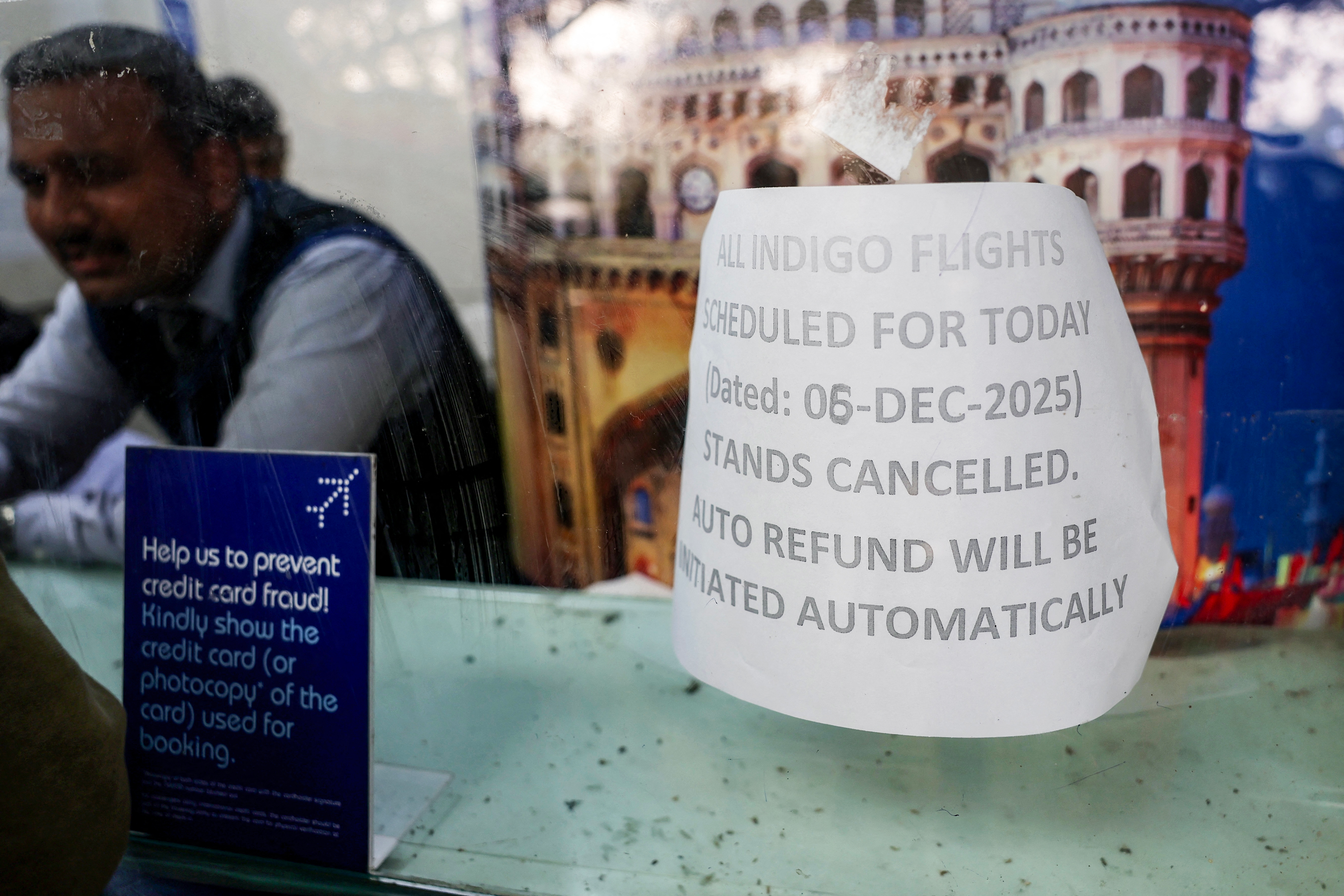 Pieter Elbers op het matje: 24 uur om vliegchaos uit te leggen