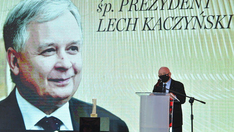 Lech Kaczyński człowiekiem 30-lecia "Wprost" - Wiadomości