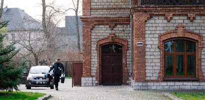 Nowe fakty po tajemniczej śmierci w mieszkaniu księdza z Sosnowca. Ruch prokuratury