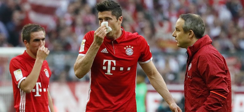 Liga Mistrzów: Lewandowski po 20. minutach przerwał trening. Z Realem chce zagrać mimo bólu