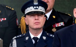 Komendant Główny Policji przywiózł "wybuchowy prezent" pociągiem specjalnym do Przemyśla"?