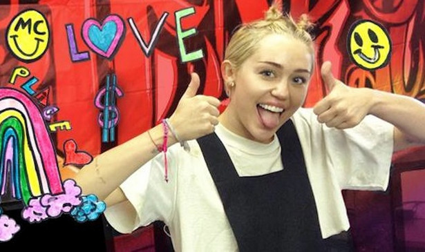 Miley Cyrus śpiewa Led Zeppelin – jak wam się podoba?