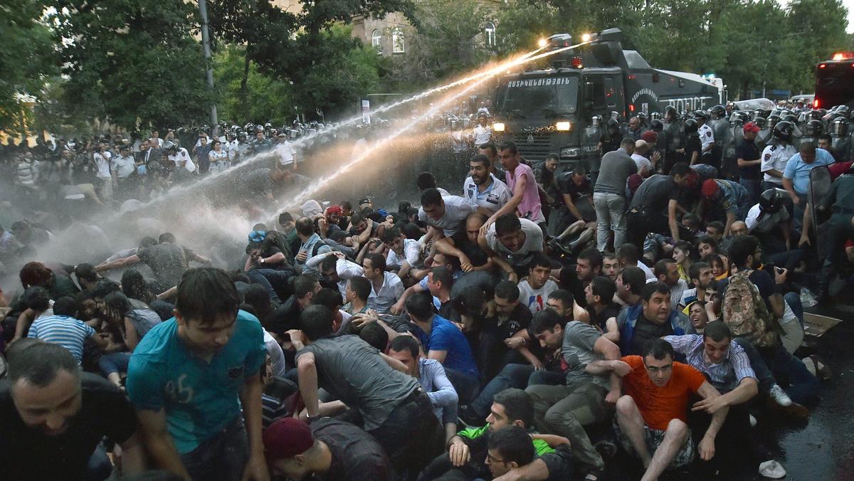 ARMENIA PROTEST