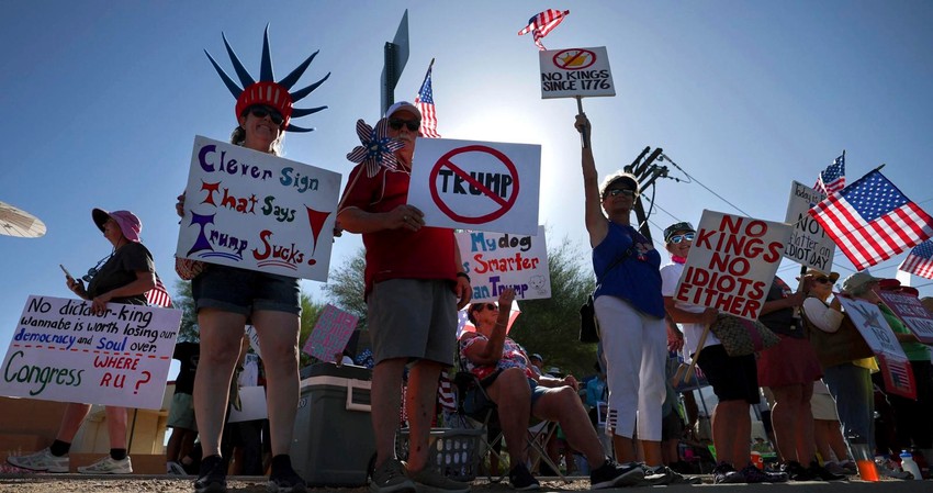 protesti "Bez kraljeva"