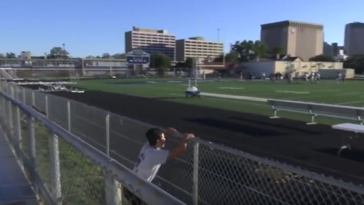 stranac koji preskače odgradu