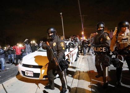 Ferguson W Usa Policjant Nie Zostanie Oskarzony O Smierc Nastolatka Swiat Newsweek Pl