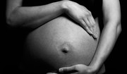 Pierwsze objawy zbliżającego się porodu - jak wyglądają?