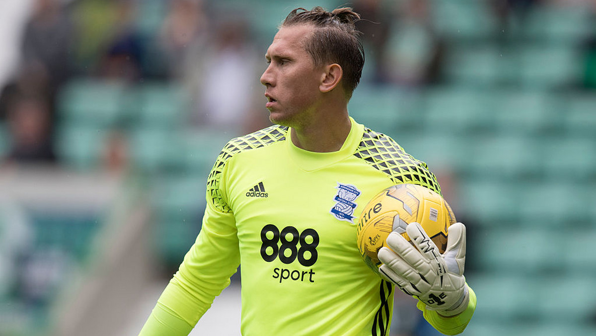 Tomasz Kuszczak już od kilku lat występuje na angielskich boiskach. Aktualnie broni barw drużyny Birmingham City, grającej na zapleczu Premier League. Polski bramkarz wykorzystując przerwę w ligowych rozgrywkach, zabrał swoją rodzinę na wycieczkę do Paryża.