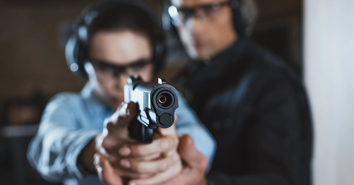 Przeradzający proceder. Turyści płacili za możliwość strzelania do mieszkańców. Ujawniono cennik