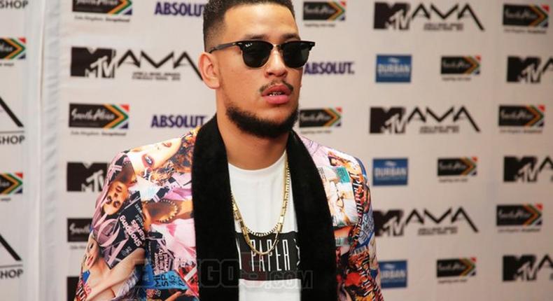 AKA will also be performing at the 2015 MAMA.