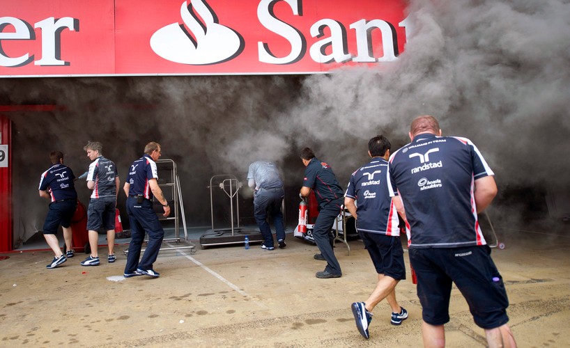 Pożar w garażu Williamsa