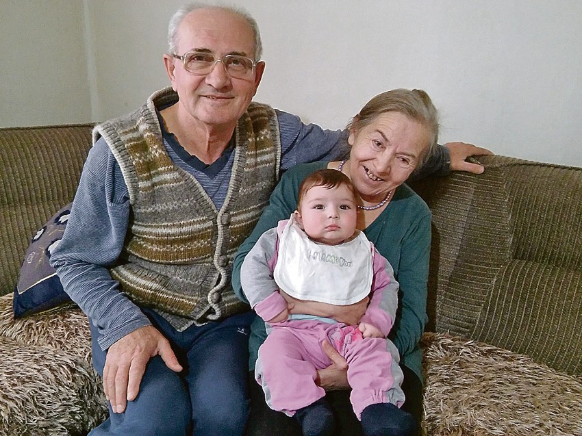 Atifa ljajić sa suprugom Šerifom i ćerkom Alinom