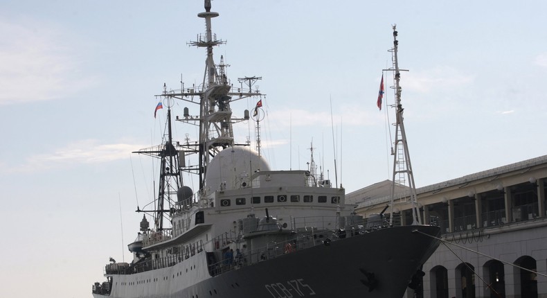 Russian spy ship Viktor Leonov