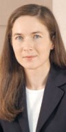 Elżbieta Włodarczyk, dyrektor
   departamentu usług certyfikacyjnych Krajowej Izby
    Rozliczeniowej