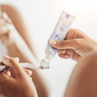 Soha ne tegye ezt a dolgot fogmosás során – az orvos szerint ezt a legtöbben elrontják