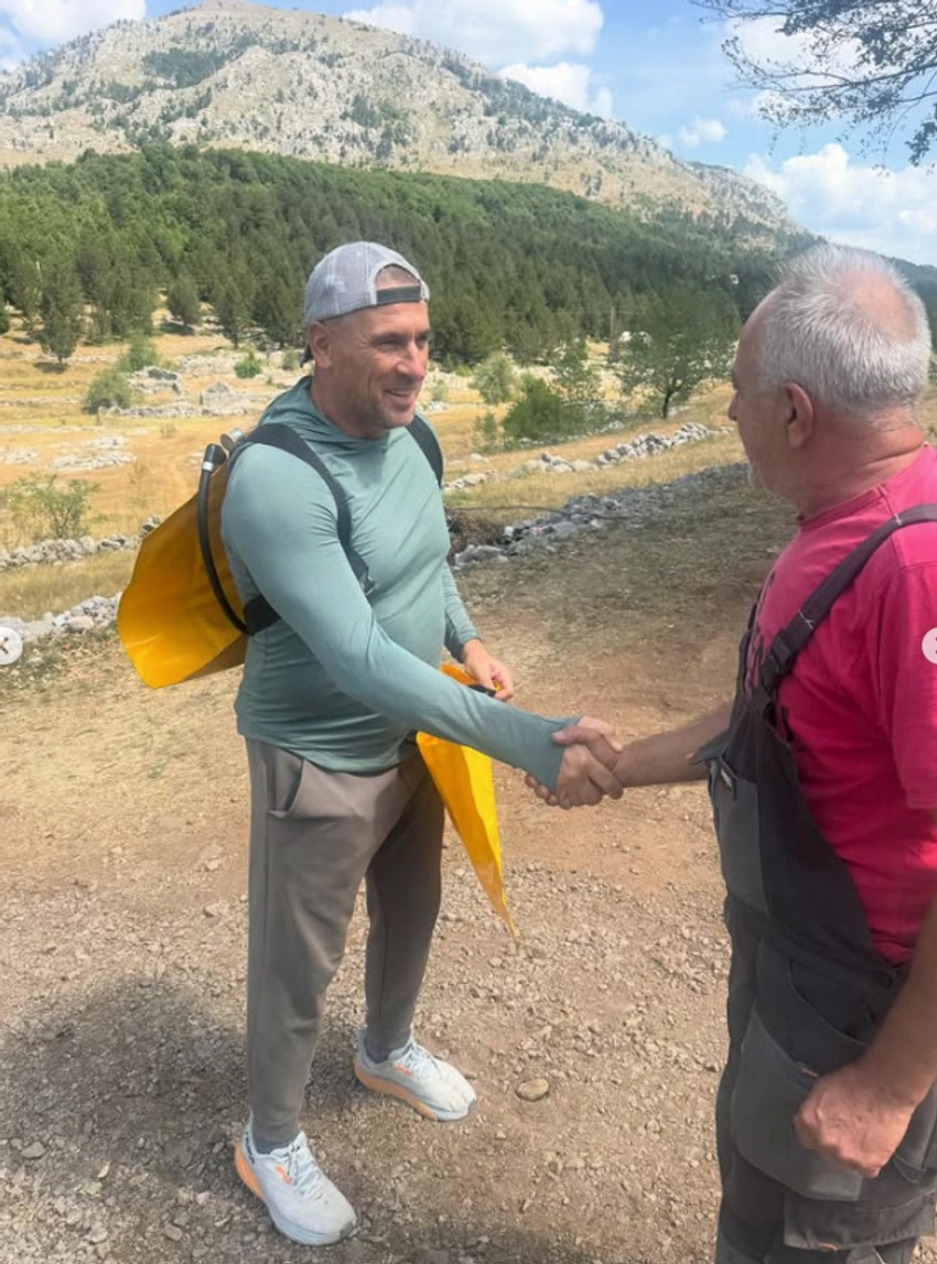 Niša Saveljić gasio požare u Crnoj Gori