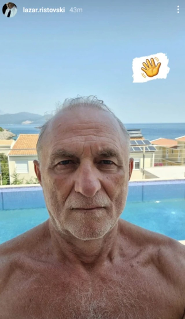 Lazar Ristovski pokazao telo 