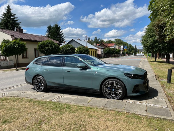 BMW i5 Touring