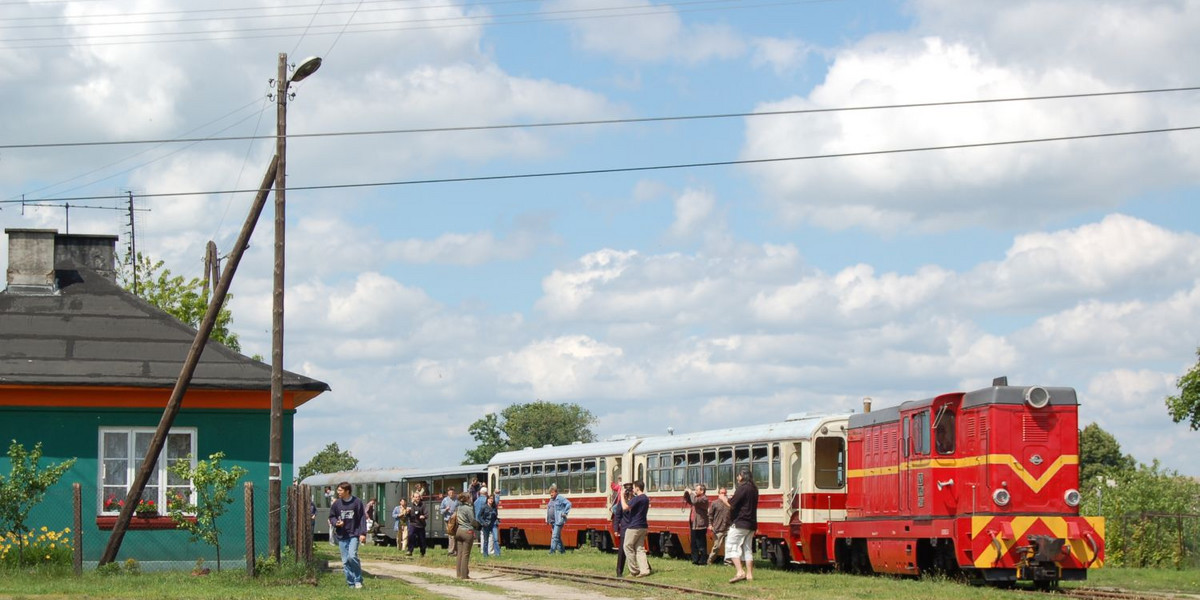 Kolejka wąskotorowa w Rogowie zaczyna sezon