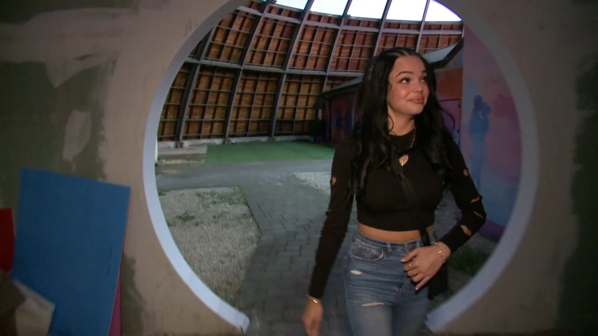 Óriási dráma a ValóVilágban! Megvan az első kieső, de smink nélkül nem volt hajlandó elhagyni a villát – videó