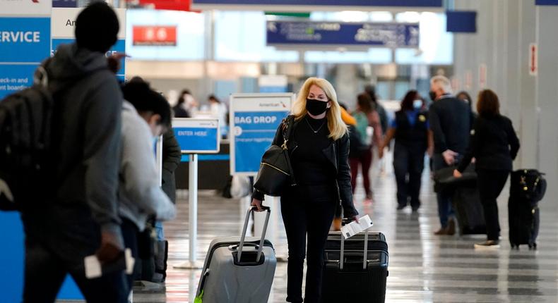 Travelers at Chicago's O'Hare International Airport.
