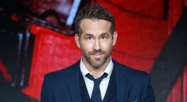 This Is How Ryan Reynolds Puts On Cologne