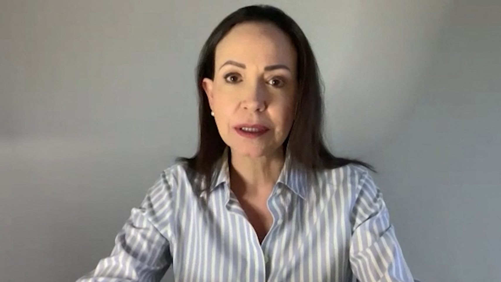 Venezuelská opozičná líderka a laureátka Nobelovej ceny za mier María Corina Machadová .