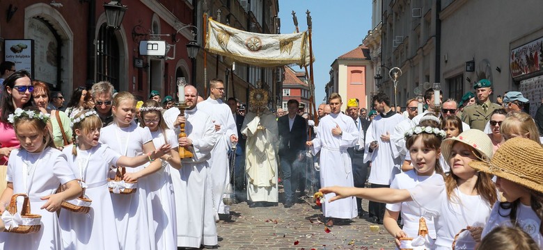 Boże Ciało 2023. Prymas: Co jest przeciw naszej jedności, nie może mieć miejsca w Eucharystii