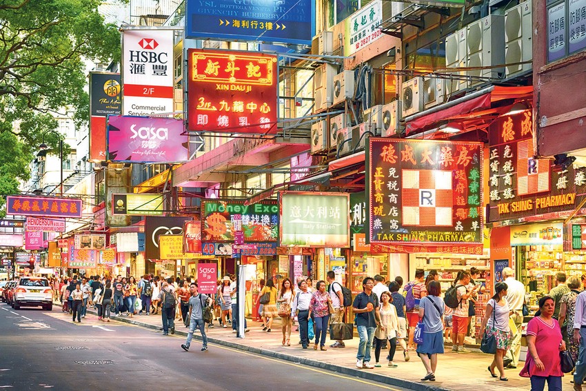 Kažu da se dobar deo života ovde odvija u - liftovima