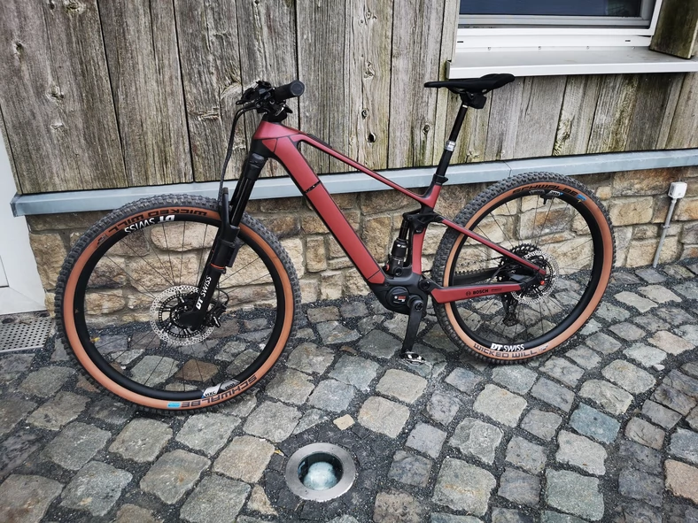 Elektryczny rower MTB z napędem Bosch SX