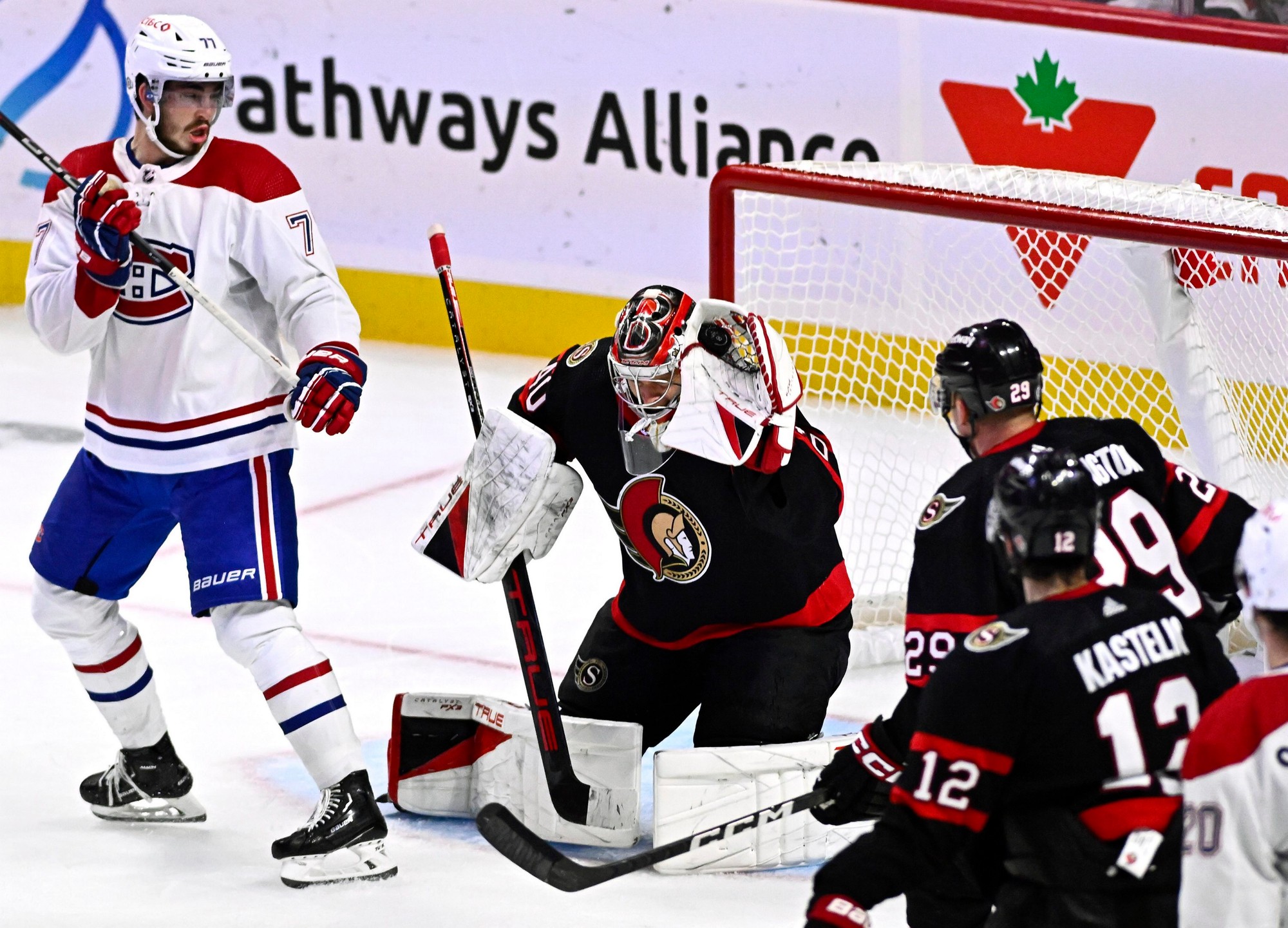 Prípravný zápas NHL: Ottawa Senators – Montreal Canadiens.