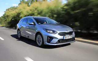 Kia Ceed SW 1.6 GDI Hybrid PHEV – oszczędna, dynamiczna czy pojemna?