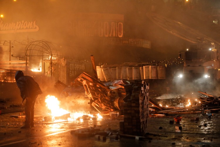 Krwawe starcia na Majdanie