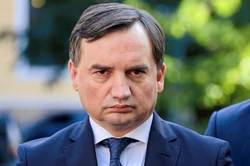 Powiedzcie, czego mamy się bać. O Funduszu Odbudowy i ziobrystach [OPINIA]