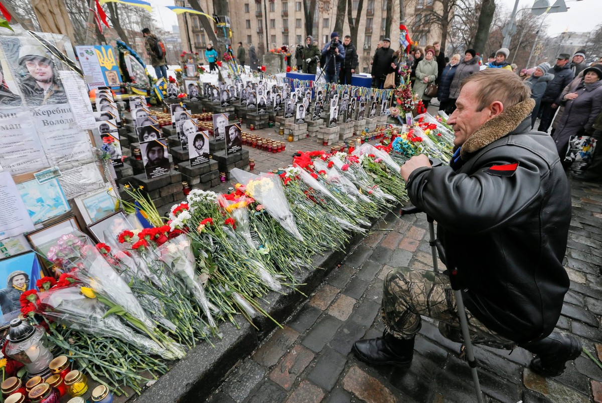 Atak w Charkowie. "Podejrzani otrzymali instrukcje oraz broń w Rosji"