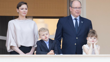Książę Albert II i księżna Charlene narazili się mieszkańcom Monako. Chodzi o ich wakacje